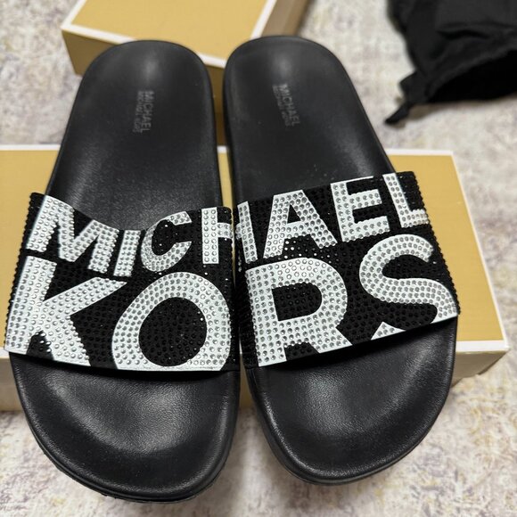 Brand new Michael by Michael Kors slides ( box inlcuded) size 6 - Picture 1 of 3